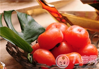 秋季吃柿子好處多 但別忘了吃柿子時還有這些禁忌 秋季吃柿子好處多 但別忘了吃柿子時還有這些禁忌