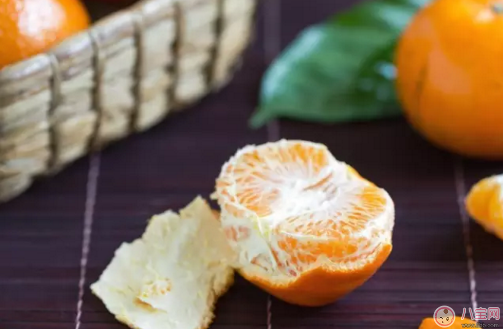 秋季吃柿子好處多 但別忘了吃柿子時還有這些禁忌 秋季吃柿子好處多 但別忘了吃柿子時還有這些禁忌