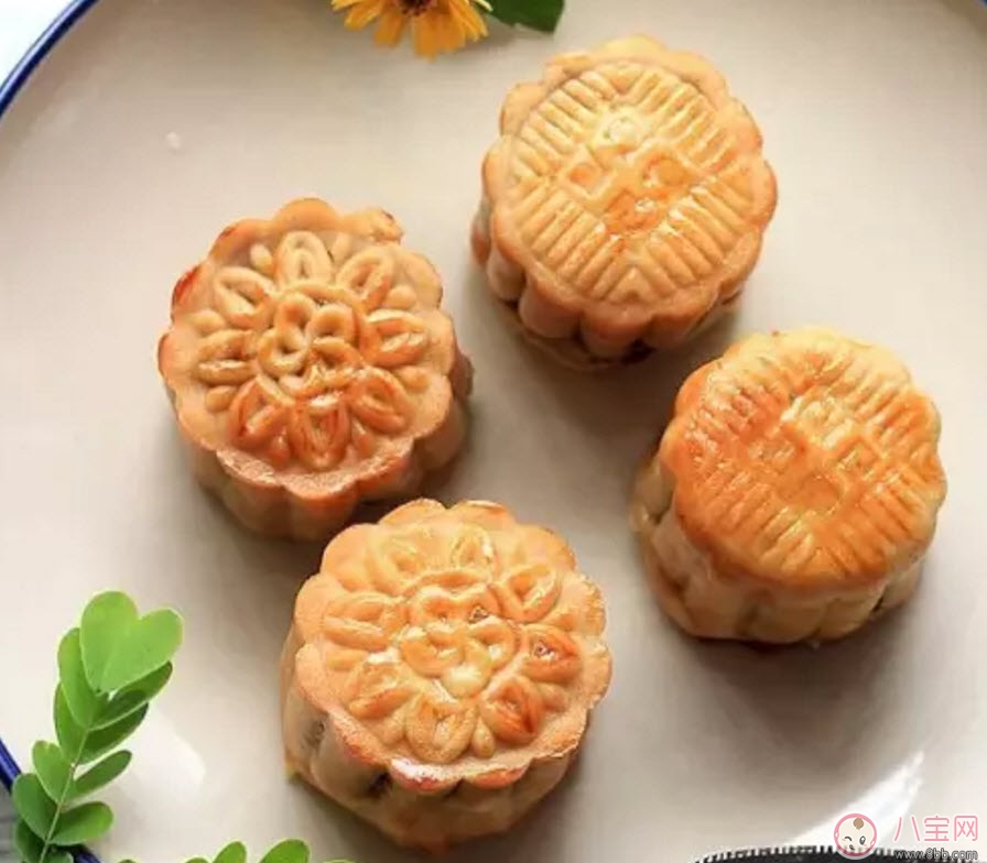 中秋節(jié)寶寶最好吃什么樣的月餅 寶寶吃月餅不能和什么一起吃