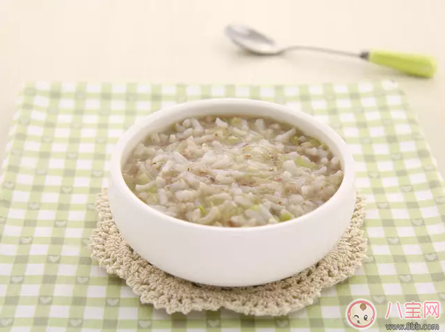 寶寶出牙怎么吃東西 寶寶出牙輔食推薦