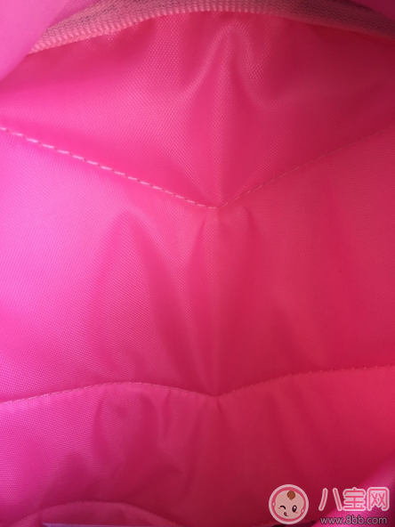 上學(xué)小書包用哪款好 uek幼兒園寶寶書包測(cè)評(píng)