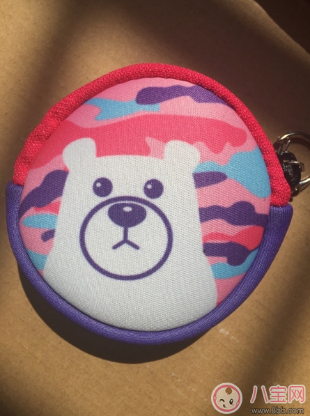 上學(xué)小書包用哪款好 uek幼兒園寶寶書包測(cè)評(píng)