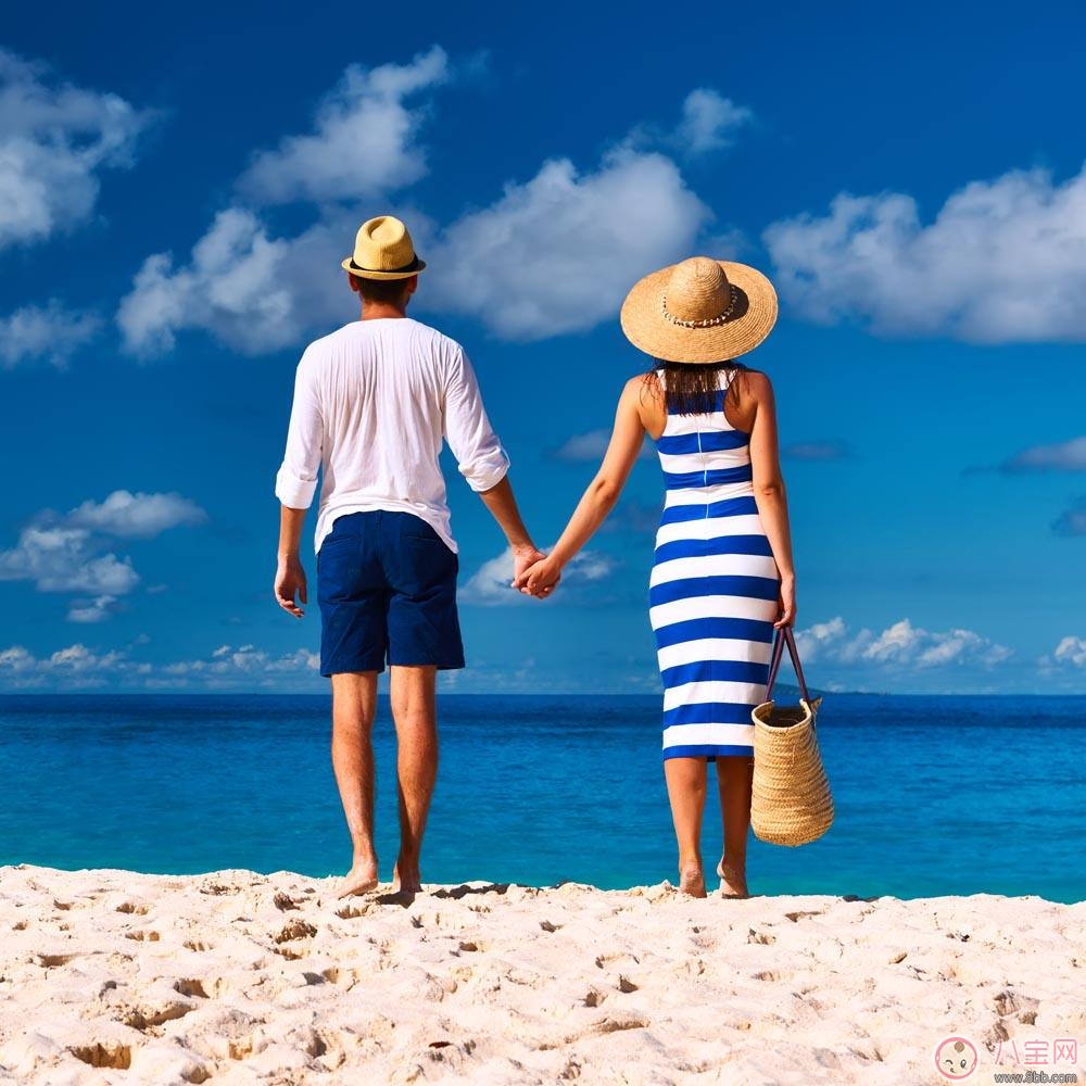 七夕送女朋友什么禮物好?200塊以內(nèi)，在線等，挺急的!