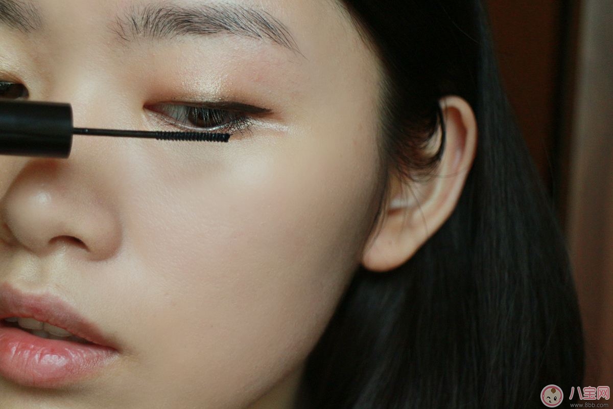 2017七夕約會(huì)妝容 如何打造清新裸妝視覺感