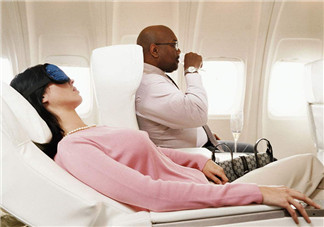 七夕女性飛機旅行 機艙美容應(yīng)該準(zhǔn)備什么