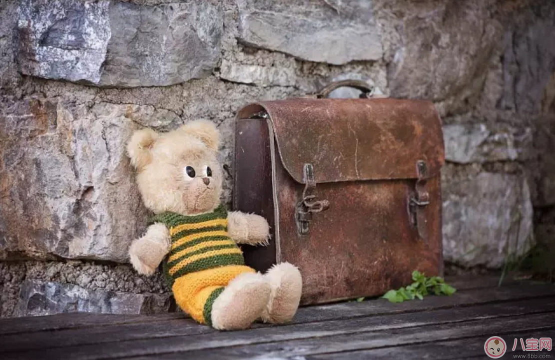 開學(xué)季書包如何挑選  雙肩包VS拉桿包？