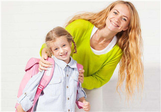 開(kāi)學(xué)季書(shū)包如何挑選  雙肩包VS拉桿包？