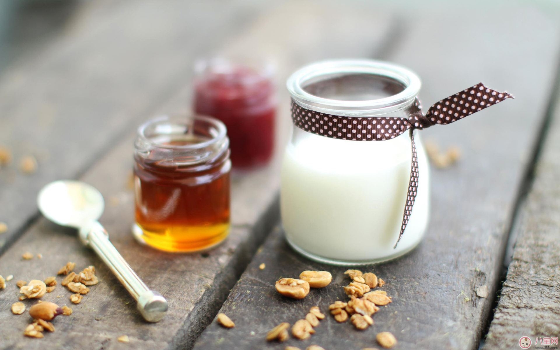 喝酸奶的好處以及注意事項   哪些人不能喝