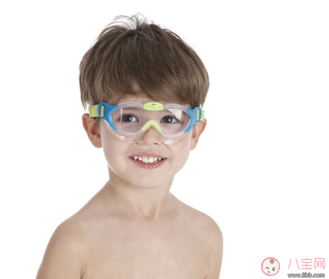注意！孩子游泳要帶泳鏡的 孩子泳鏡挑選
