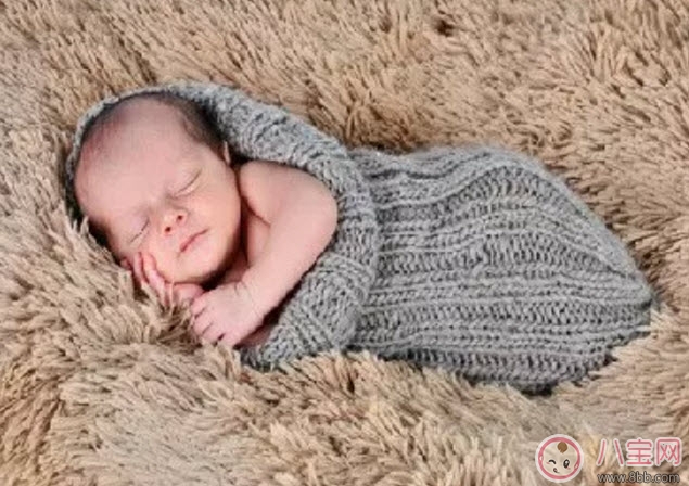 寶寶立秋之后穿什么衣服合適 寶寶秋凍應(yīng)該怎么穿衣服