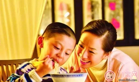 寶寶多大可以吃面條 寶寶面條如何挑選(寶寶吃面條注意事項(xiàng)) 寶寶多大可以吃面條 寶寶面條如何挑選(寶寶吃面條注意事項(xiàng))