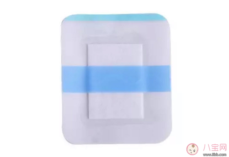 寶寶游泳貼需要準備么 寶寶護臍貼用到多大 寶寶游泳貼需要準備么 寶寶護臍貼用到多大