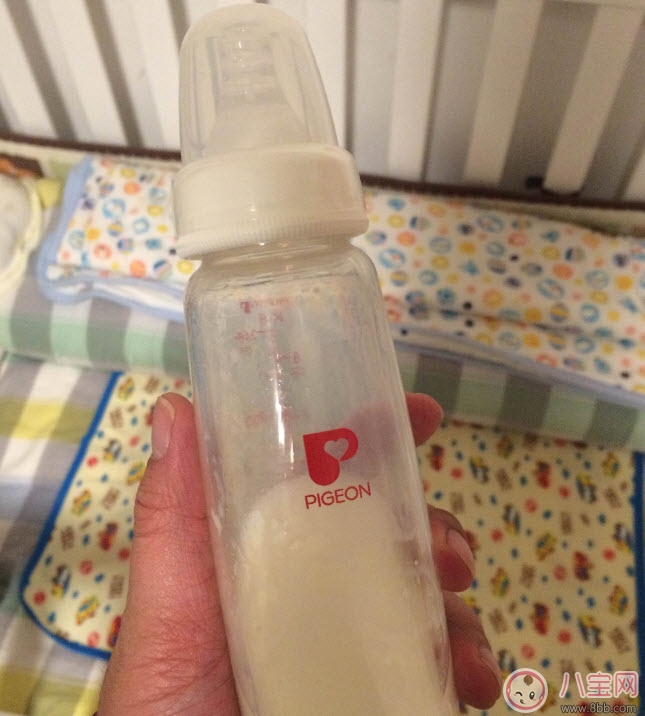 貝親奶瓶怎么樣 貝親奶瓶哪個(gè)型號(hào)好(寬口徑ppsu和玻璃奶瓶哪個(gè)好)