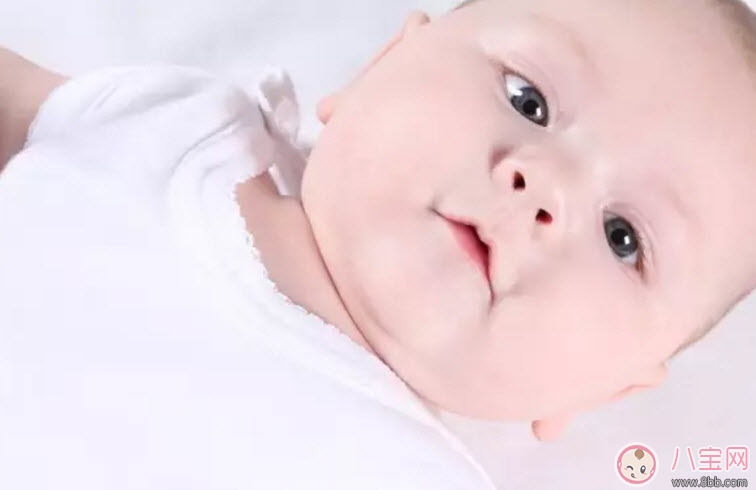 孕婦能喝可樂(lè)等碳酸飲料嗎 孕婦喝多少可樂(lè)有害(5罐)