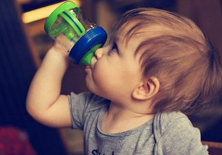 嬰兒用品國(guó)產(chǎn)好貨 國(guó)產(chǎn)奶粉、奶瓶、紙尿褲推薦