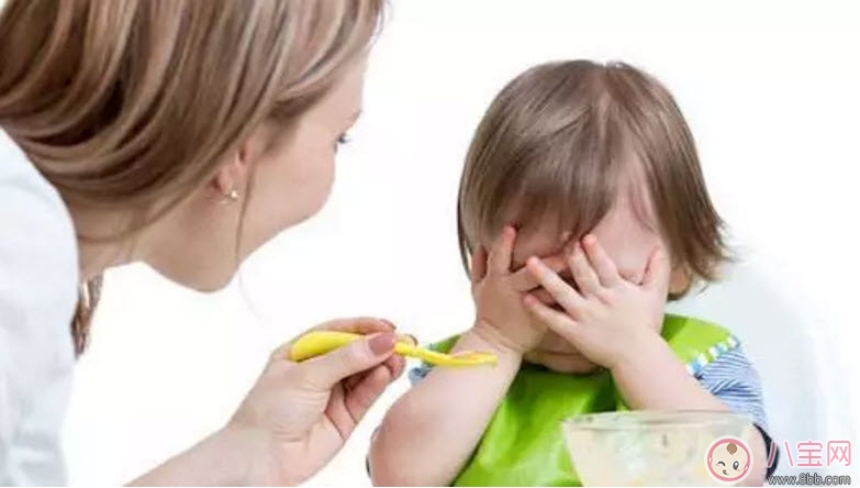 夏季寶寶不愛正常吃飯 如何改正寶寶飲食習(xí)慣 夏季寶寶不愛正常吃飯 如何改正寶寶飲食習(xí)慣