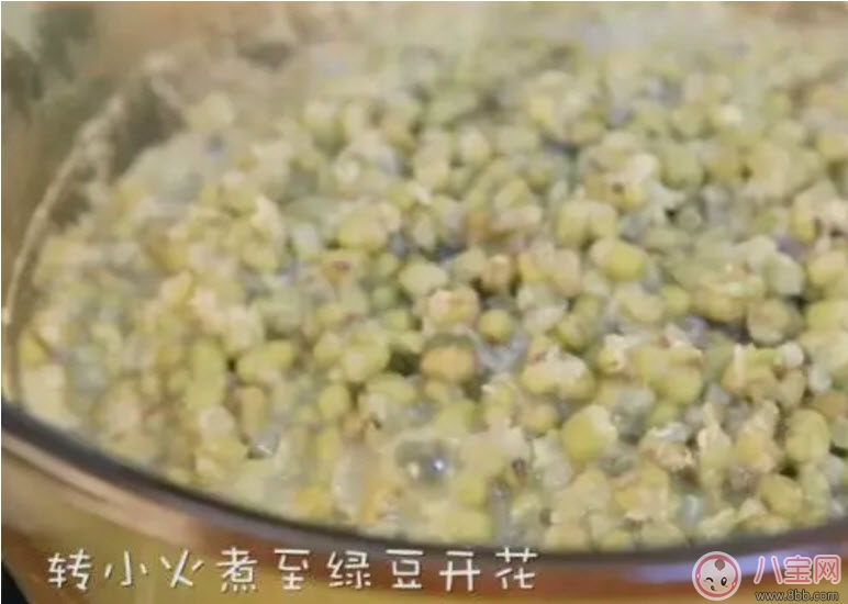 夏季輔食糕點(diǎn)香甜綠豆糕 美味降火還明目