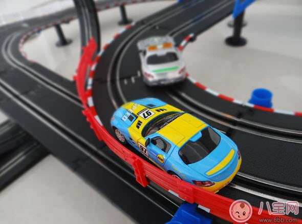 小男孩玩具車哪個牌子好 agm音速風暴兒童路軌賽車玩具測評