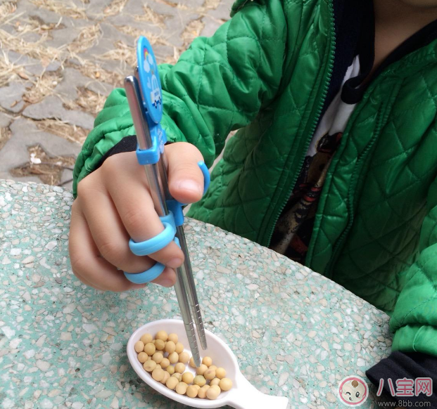 寶寶幾歲用筷子好 寶寶使用筷子推薦