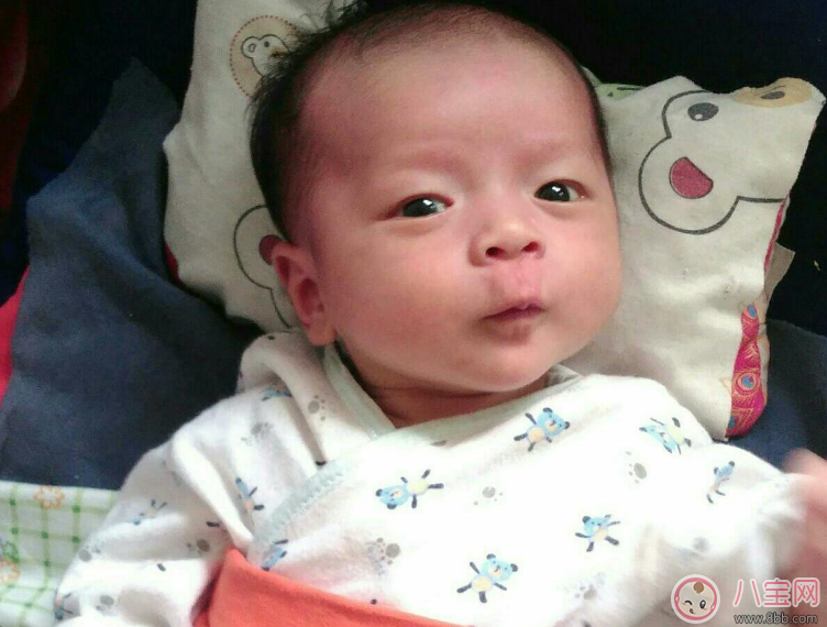 這些情況居然是奶粉過敏 怎么知道孩子吃奶粉過敏了 這些情況居然是奶粉過敏 怎么知道孩子吃奶粉過敏了