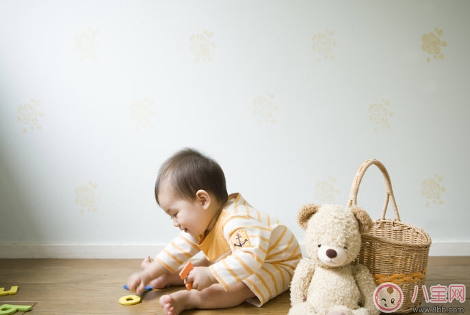 媽媽必備的帶娃神器 費雪健身架游戲桌(外國人都在用的帶娃神器)