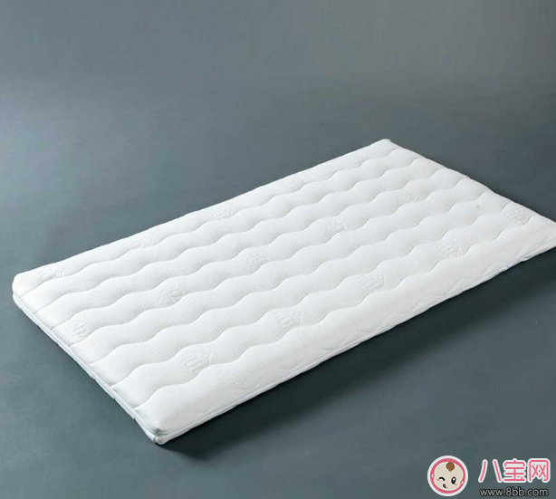 孩子嬰兒房怎么布置 不知是男是女怎么布置嬰兒房