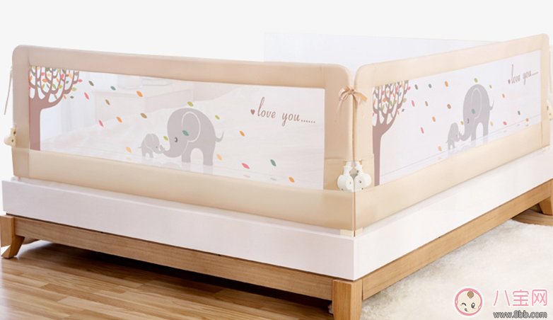 寶寶從床上掉下來怎么辦 怎么給寶寶準(zhǔn)備一個(gè)安全的床