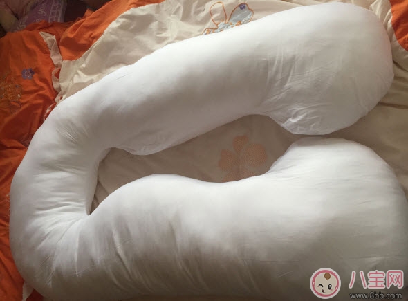 孕婦枕頭有用嗎 孕婦枕測評(哪種形狀孕婦枕好)