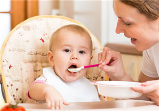 寶寶餐椅什么樣的好 什么樣的寶寶餐椅實用