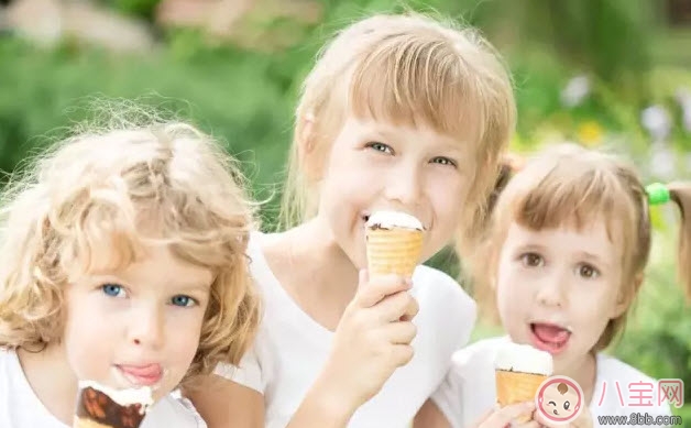 寶寶吃冰淇淋的壞處，孩子怎么吃冷飲才健康