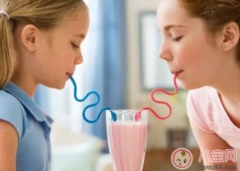 寶寶吃冰淇淋的壞處，孩子怎么吃冷飲才健康