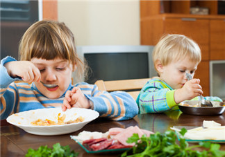 夏季寶寶缺鋅不吃飯 補鋅營養(yǎng)食譜來幫忙