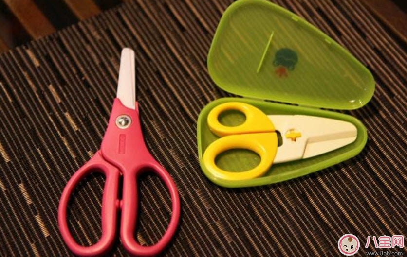 寶寶輔食剪刀什么牌子好 測評小綠芽 Gino Richell Tinybites