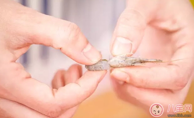 寶寶不愛吃青菜怎么辦 寶寶青菜粥的做法(吃一口愛上青菜)