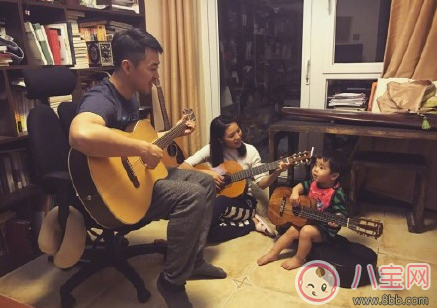 黃英二胎已經(jīng)有四個(gè)月 二胎寶寶四月做什么好