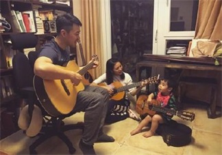 黃英二胎已經有四個月 二胎寶寶四月做什么好