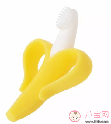 寶寶牙刷使用有講究 學(xué)《爸爸去哪兒》Kimi刷牙告別牙齦問題