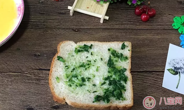 寶寶輔食酸奶餅 酸奶青菜營養(yǎng)豐富