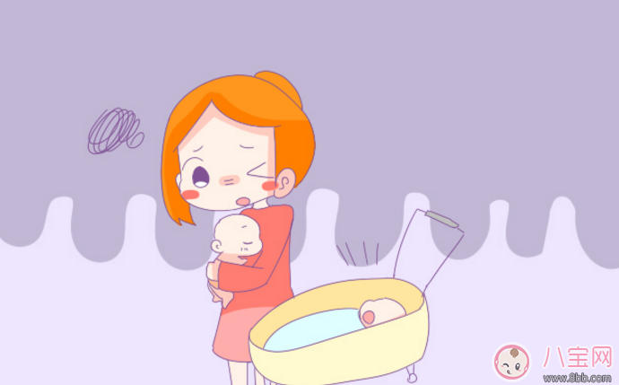 寶寶豎著抱不哭是什么原因 小孩子橫抱哭豎抱就不哭