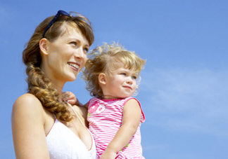 第一次帶寶寶外出需要注意什么 第一次帶小孩出門(mén)攻略