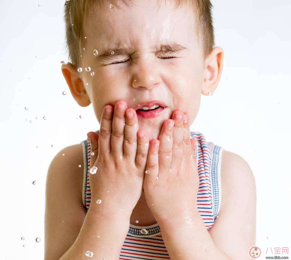 如何預防寶寶斜視 斜視如何正確糾正