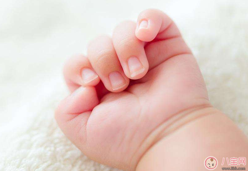 新生兒護理的四個大問題 新手媽媽必看新生兒護理秘籍