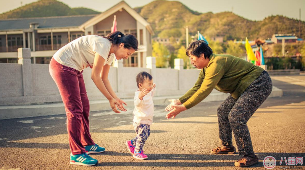 擔(dān)心孩子成長發(fā)育得慢 媽媽們快來了解一下吧