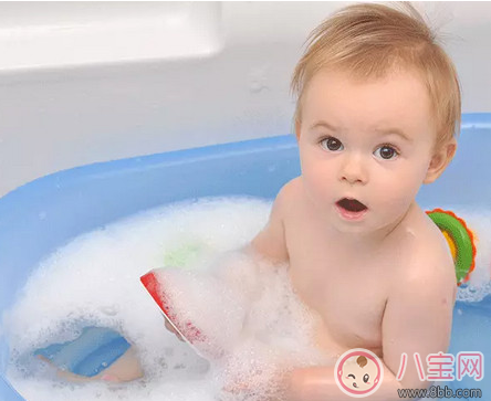 秋季洗澡易著涼 如何保證水溫不變涼