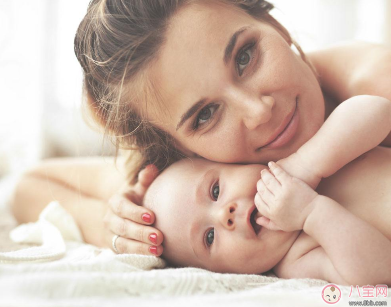 喂奶漲奶有硬塊難受不已 試試這個(gè)方法吧