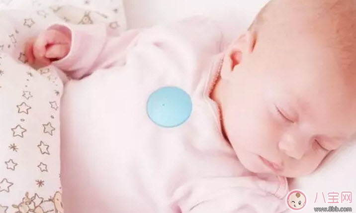 秋天給寶寶蓋被子有哪些注意事項 秋天給孩子穿衣蓋被注意三暖三涼 秋天給寶寶蓋被子有哪些注意事項 秋天給孩子穿衣蓋被注意三暖三涼