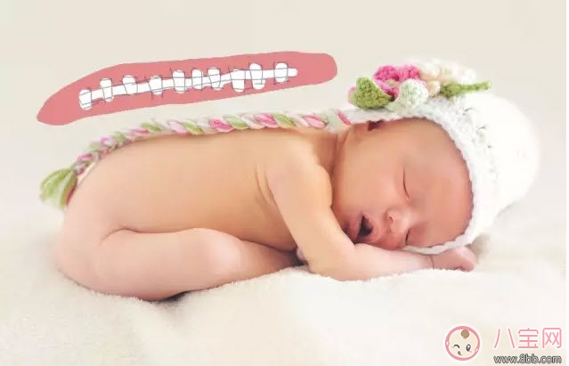 新生兒一天最多抱多久 三個月之內(nèi)的寶寶每天抱多久合適 新生兒一天最多抱多久 三個月之內(nèi)的寶寶每天抱多久合適