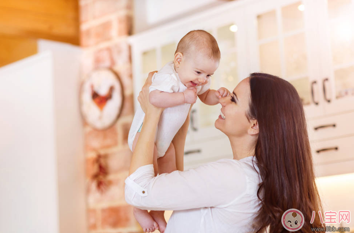 寶寶生長發(fā)育最佳時期是什么時候 家長該做些什么