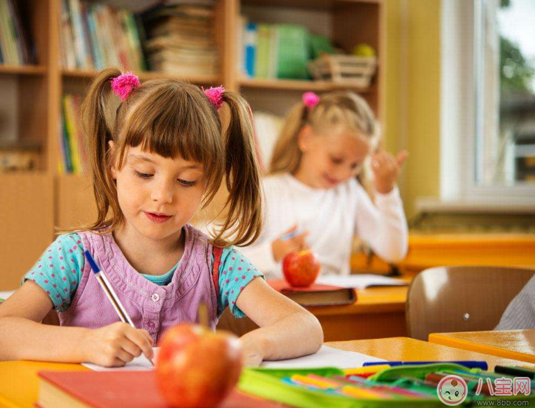 孩子做作業(yè)時(shí)少操心 這么做孩子的效率會(huì)更高