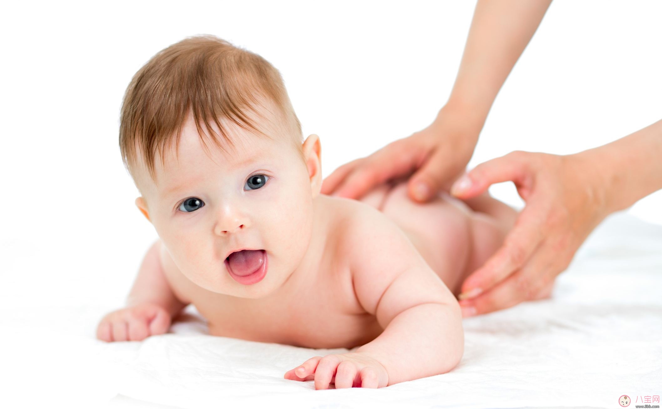 秋季照顧新生兒須知 如何正確的護(hù)理新生兒